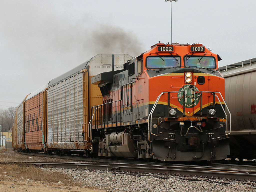BNSF 1022